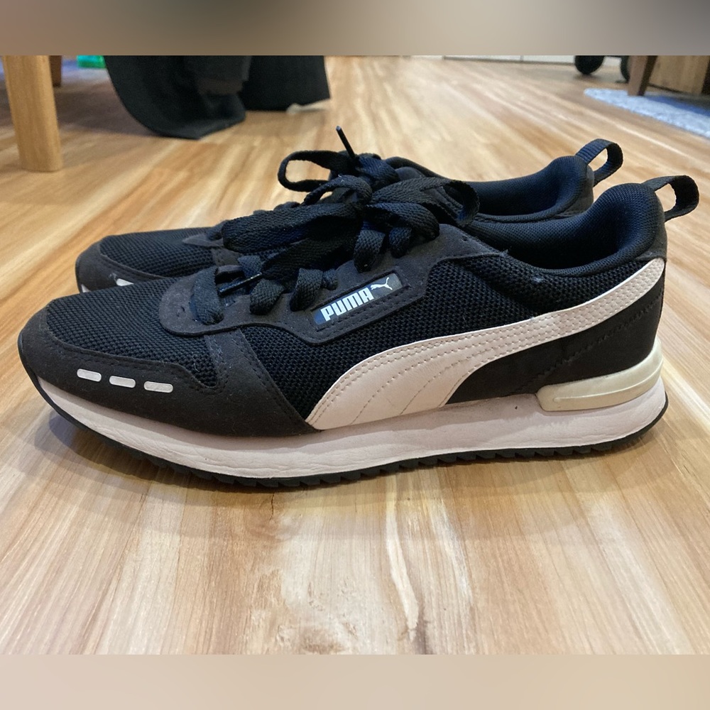 Black Puma Men’s Sneakers. US Size 11.